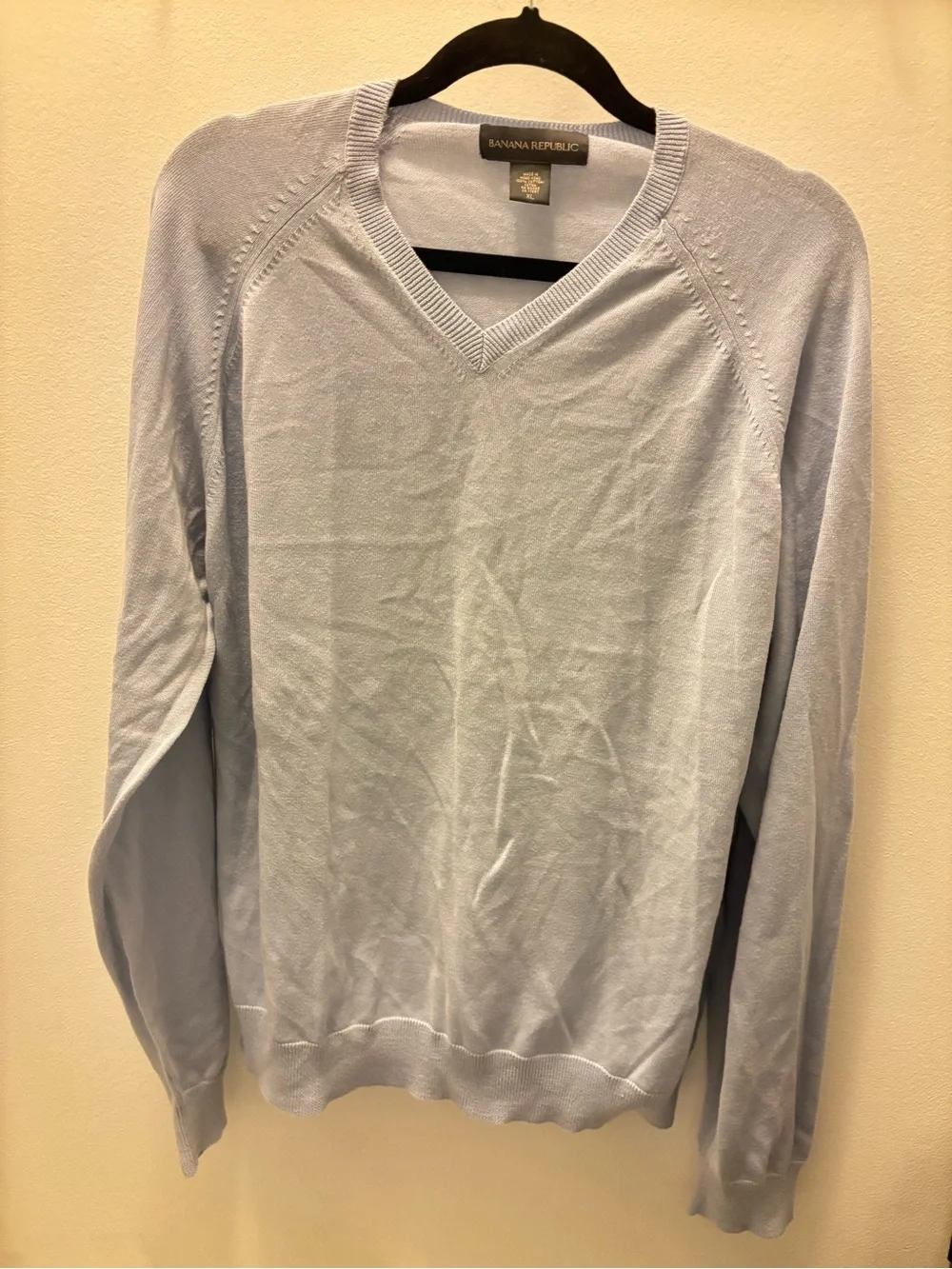 Banana Republic Men’s Pale Blue V-Neck Sweater